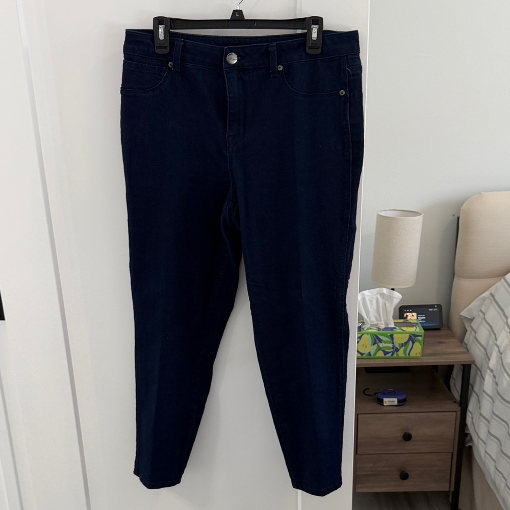 Women's Dark Blue Jeans